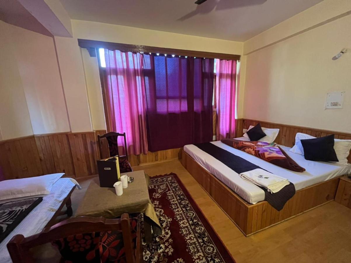 Hotel Anupam Kasol Esterno foto